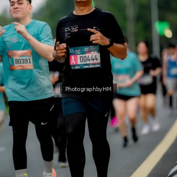 Runner Photo 3704043