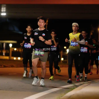 Runner Photo 3704053