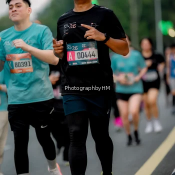 Runner Photo 3704055