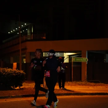 Runner Photo 3704065