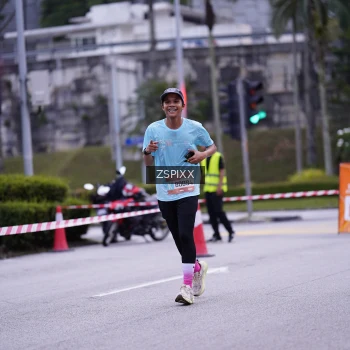 Runner Photo 3704081