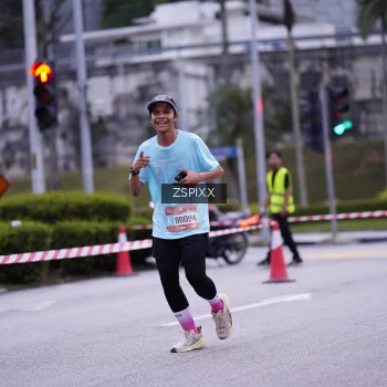 Runner Photo 3704086