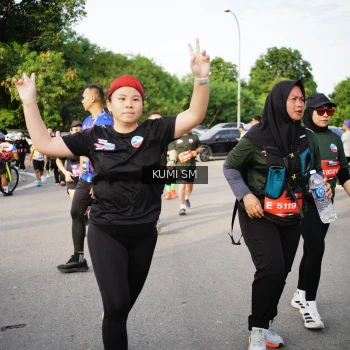 Runner Photo 3704090