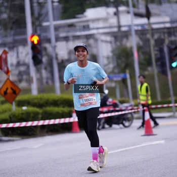 Runner Photo 3704099
