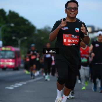 Runner Photo 3704113