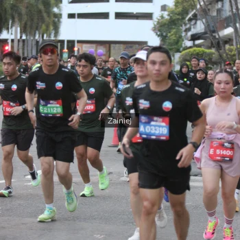 Runner Photo 3704126
