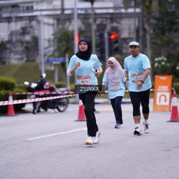 Runner Photo 3704141