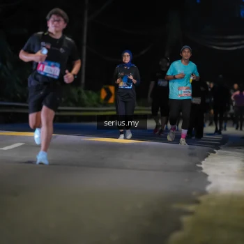Runner Photo 3704152