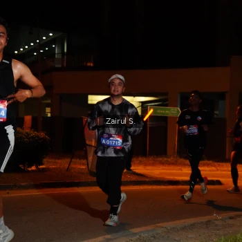Runner Photo 3704153