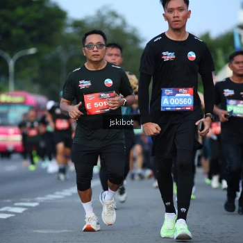 Runner Photo 3704156