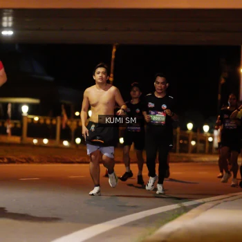 Runner Photo 3704163