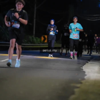 Runner Photo 3704171