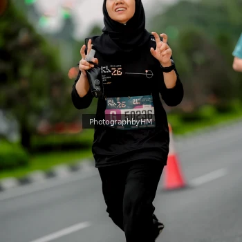 Runner Photo 3704182