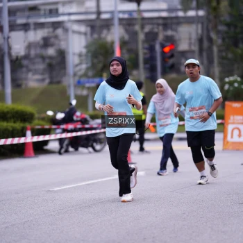 Runner Photo 3704184