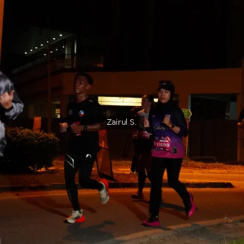 Runner Photo 3704190