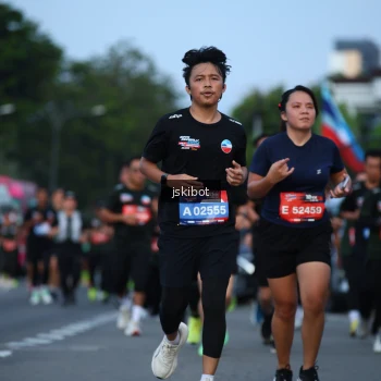 Runner Photo 3704203