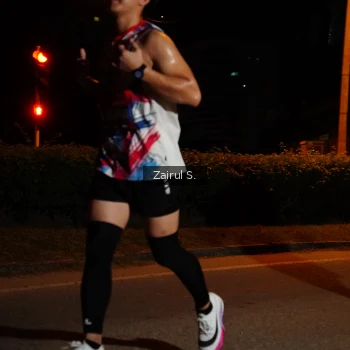 Runner Photo 3704213
