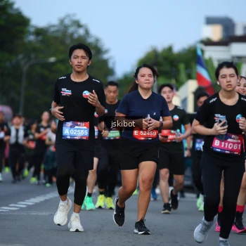 Runner Photo 3704227