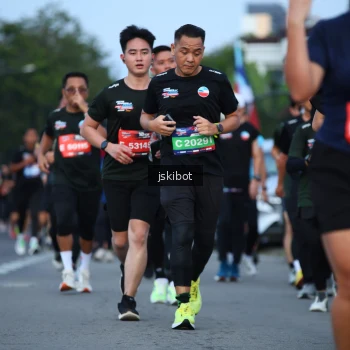 Runner Photo 3704230