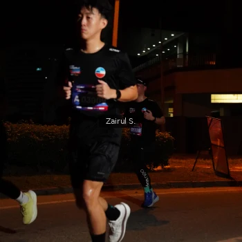 Runner Photo 3704239