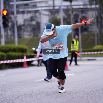 Runner Photo 3704247