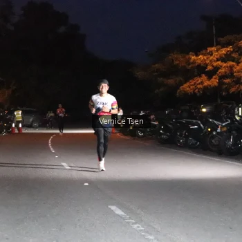 Runner Photo 3704248
