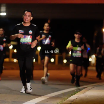 Runner Photo 3704256