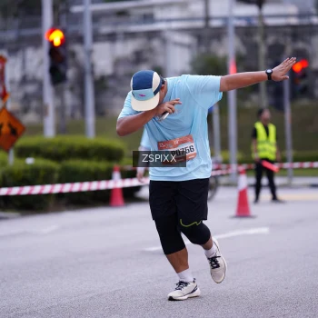 Runner Photo 3704257