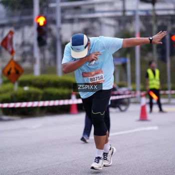 Runner Photo 3704285