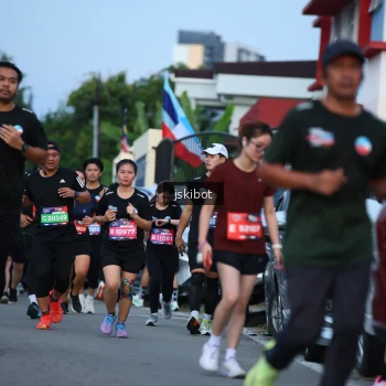 Runner Photo 3704311