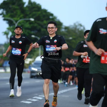 Runner Photo 3704337