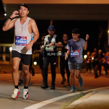 Runner Photo 3704352