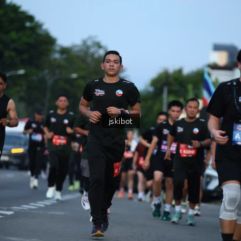Runner Photo 3704377