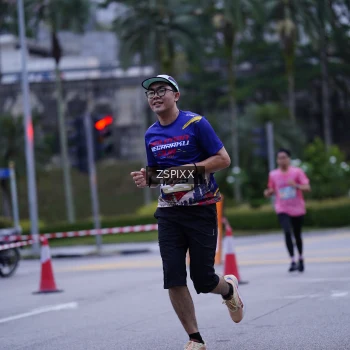 Runner Photo 3704401