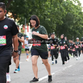 Runner Photo 3704405