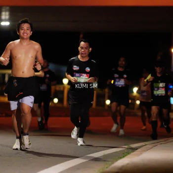 Runner Photo 3704427