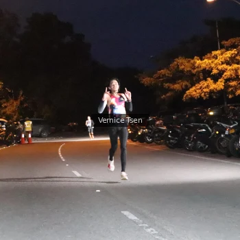 Runner Photo 3704436