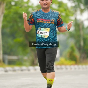 Runner Photo 3704439