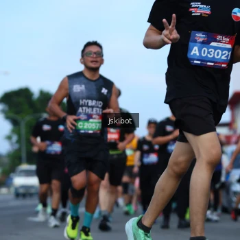 Runner Photo 3704461