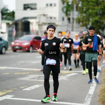Runner Photo 3704476