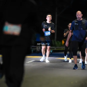 Runner Photo 3704480