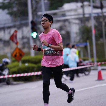 Runner Photo 3704481