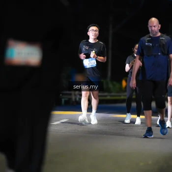 Runner Photo 3704498