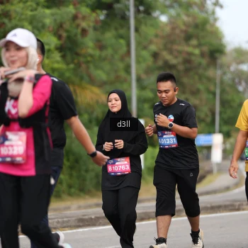 Runner Photo 3704511
