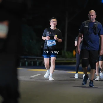 Runner Photo 3704519