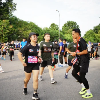 Runner Photo 3704567