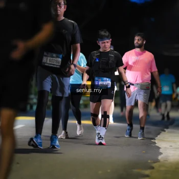 Runner Photo 3704575