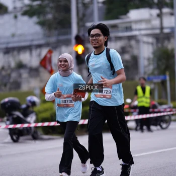 Runner Photo 3704578