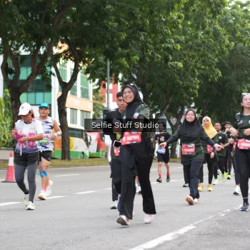 Runner Photo 3704589
