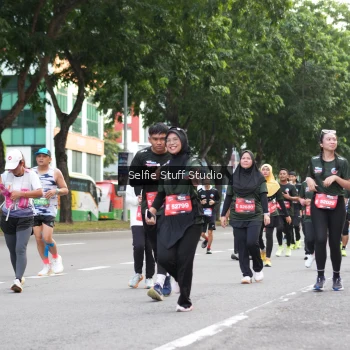Runner Photo 3704597